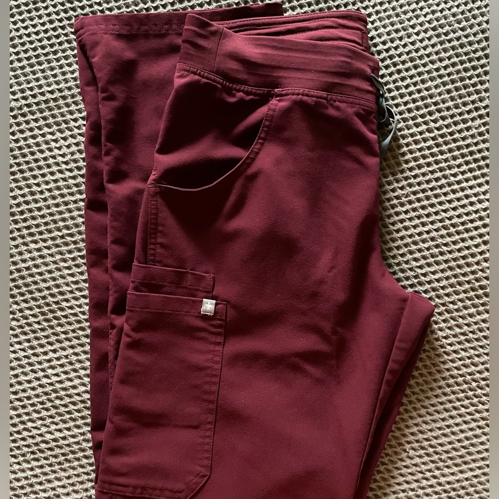 Figs kade/cargo scrub pants-burgundy, small regular length